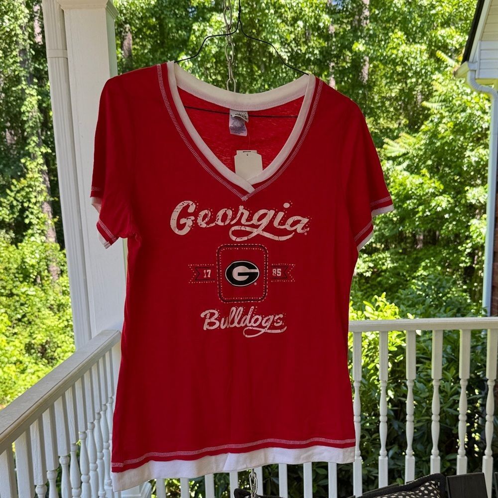 Georgia Bulldogs Women's Red V-Neck Tee - XL - NWT